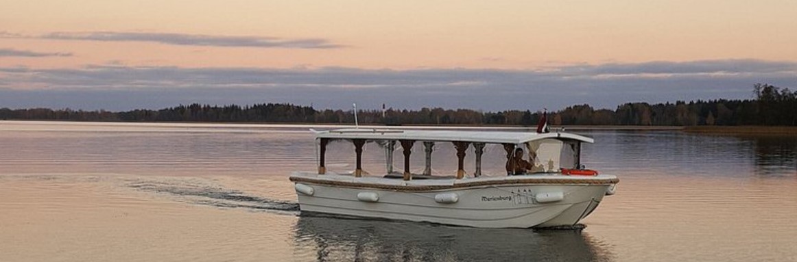 image shows the boat Marienburg which offers sightseeing tours on Lake Alūksne in Latvia