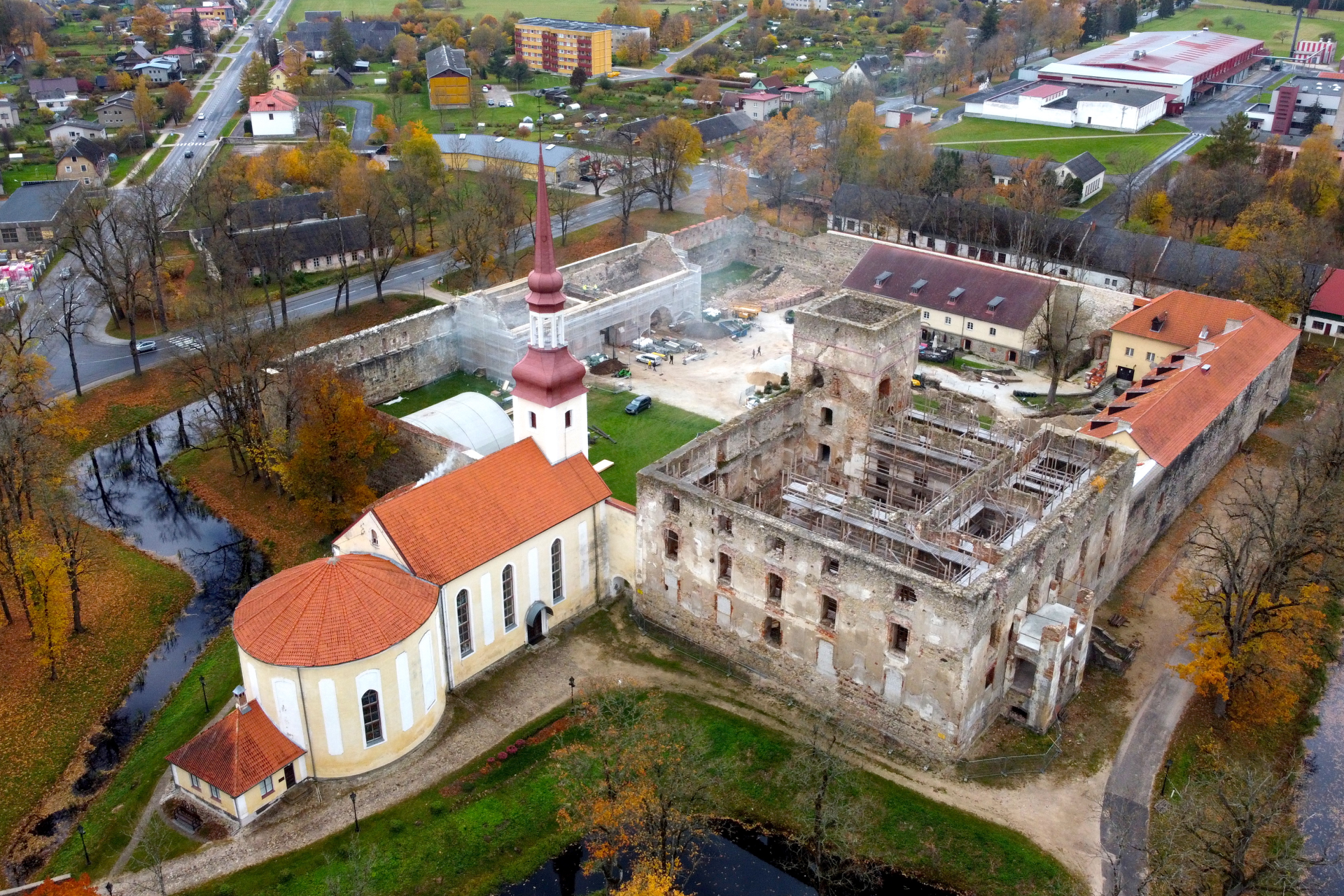 Põltsamaa castle view